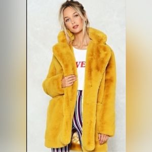 Fluffy yellow winter coat. 💛 Never worn!